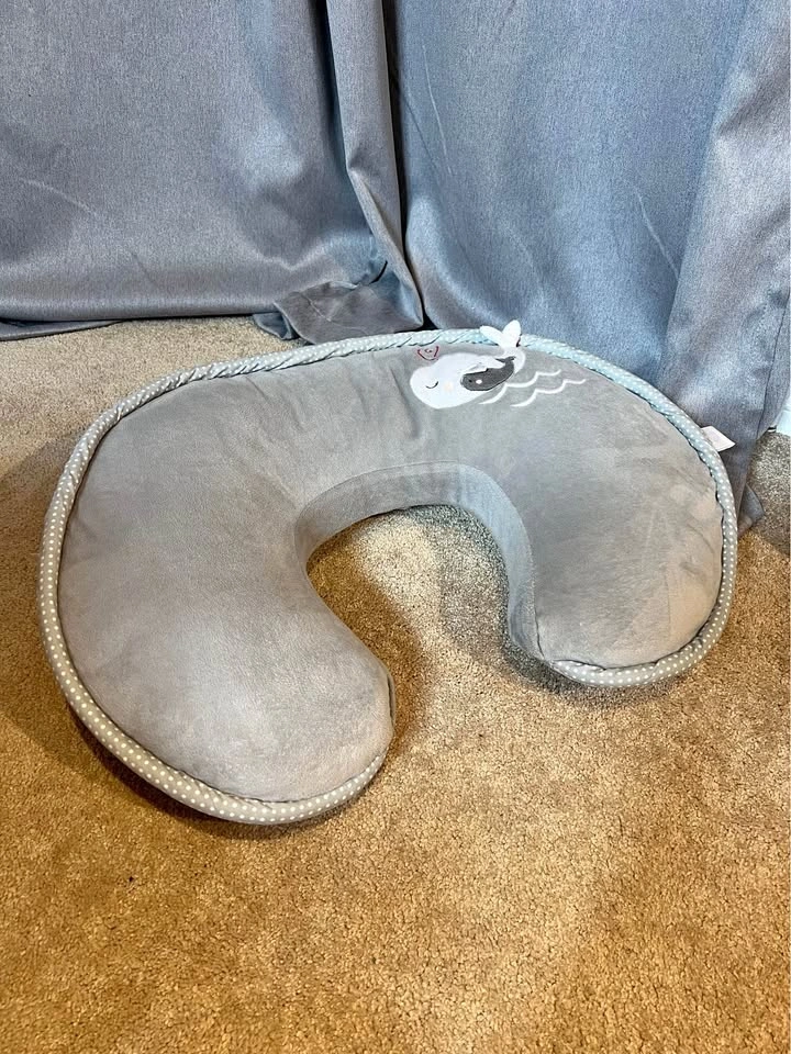Boppy Nursing Pillow and Positioner