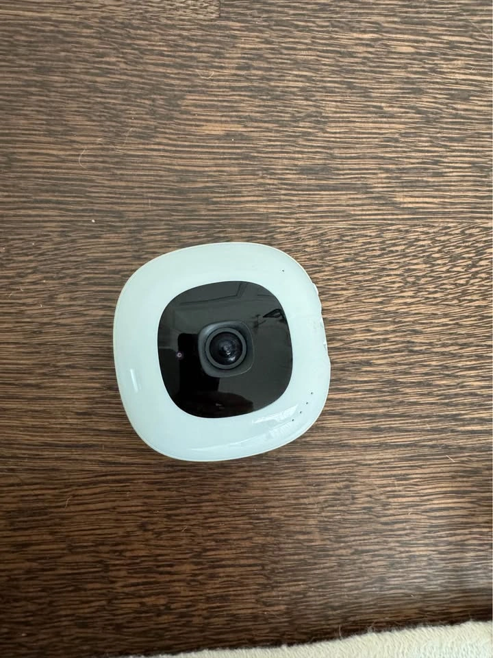 Nanit floor stand and camera - photo 2
