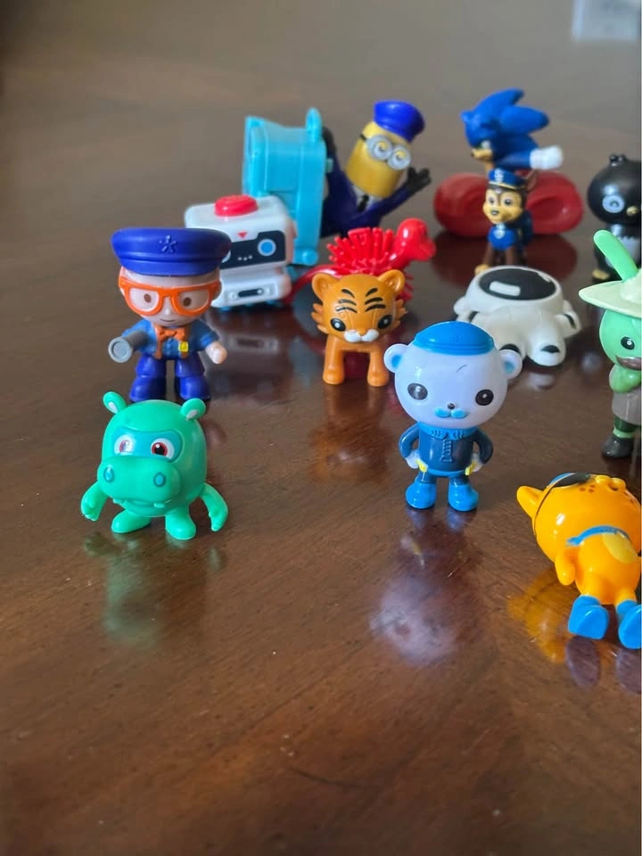 Assorted Toy Figure Lot paw patrol sonic minions - photo 4