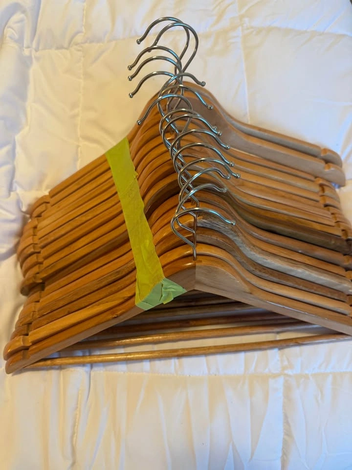 Hangers - photo 2