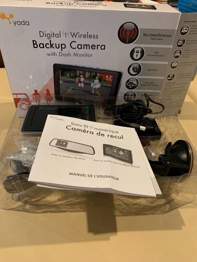 Yada Digital + Wireless Backup Camera w/ 4.3” Dash Monitor - photo 2