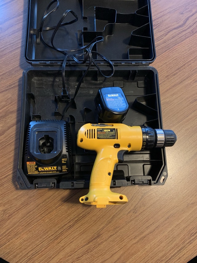 Dewalt DW953 Cordless Drill w/ Case