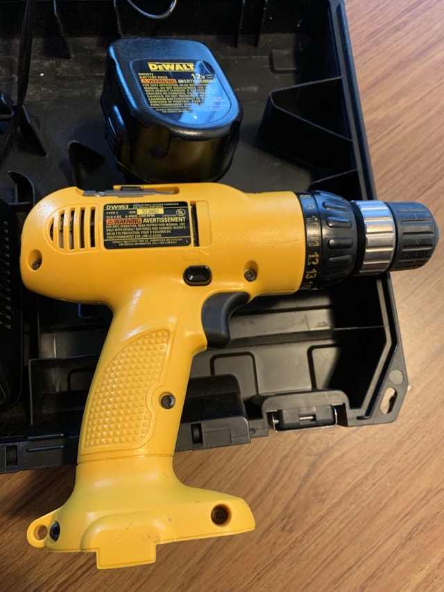 Dewalt DW953 Cordless Drill w/ Case - photo 3