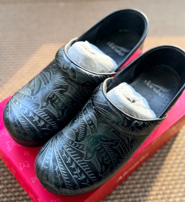 Dansko Women’s Professional Black Leather Clog Nursing Shoe 38 W - photo 5