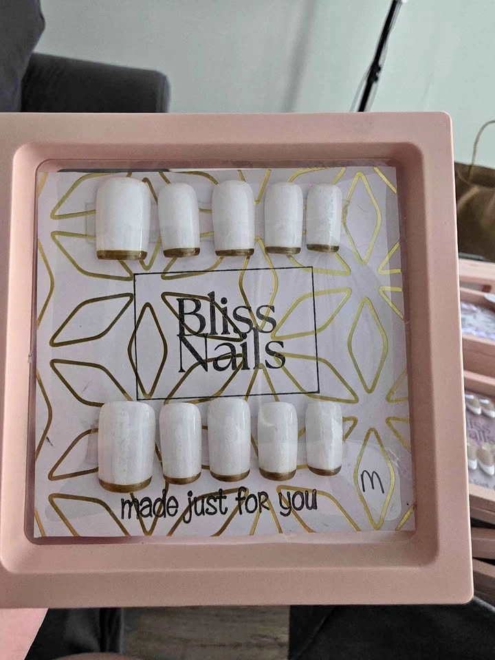 White and Gold Tipped Press-On Nails