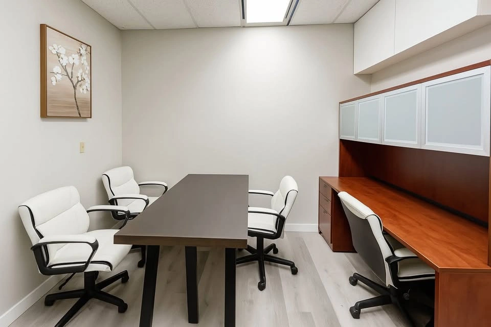 Private Office in Richmond Class A Building – From $800 - photo 5