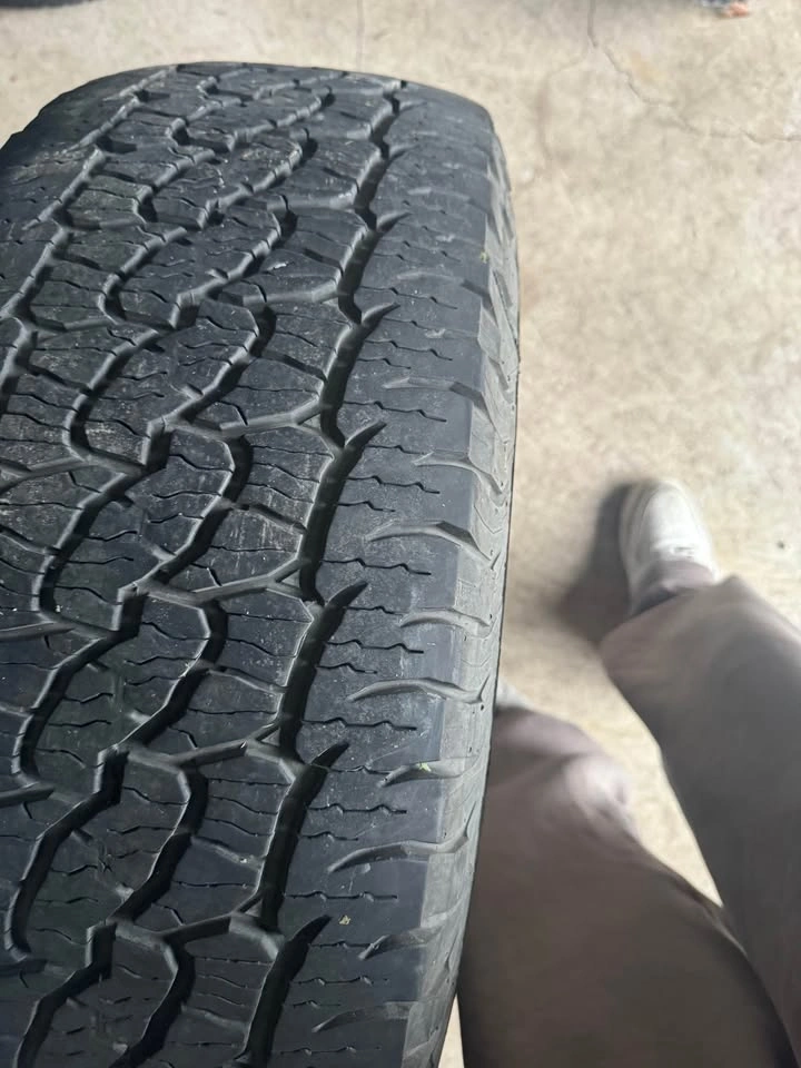 Ford F-150 OEM 18” Alloy Wheels with BFGoodrich Tires - photo 2