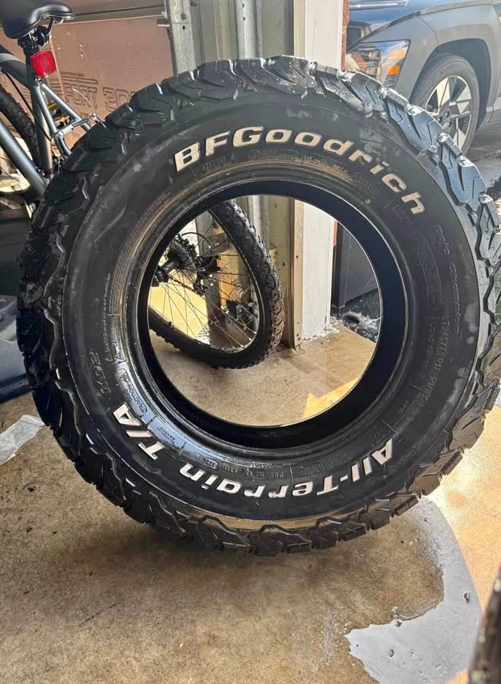 BFGoodrich LT245/75R17 K02 – Set of 4 all terrain tires