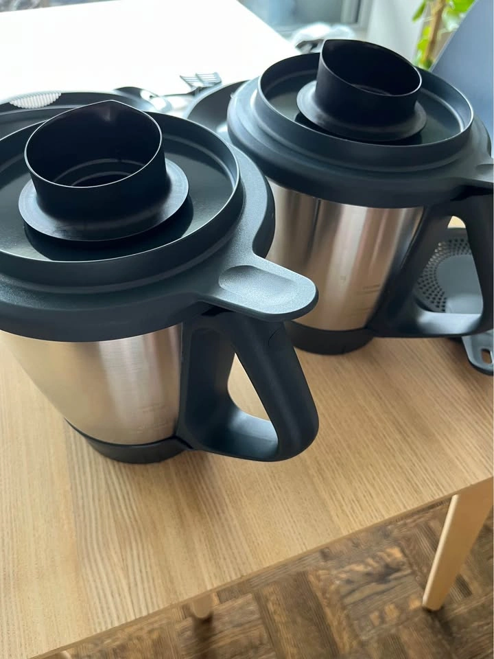 Thermomix TM6 + many accessories - photo 4