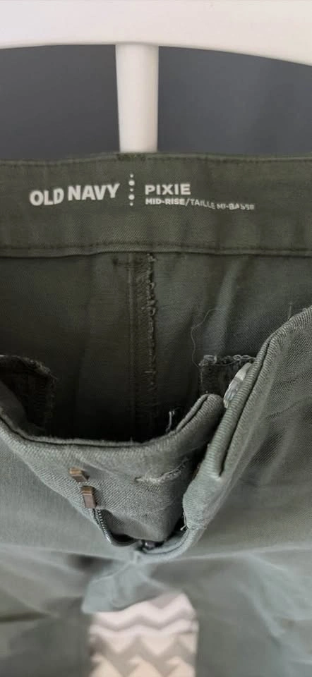 6- Old Navy Pants - photo 2