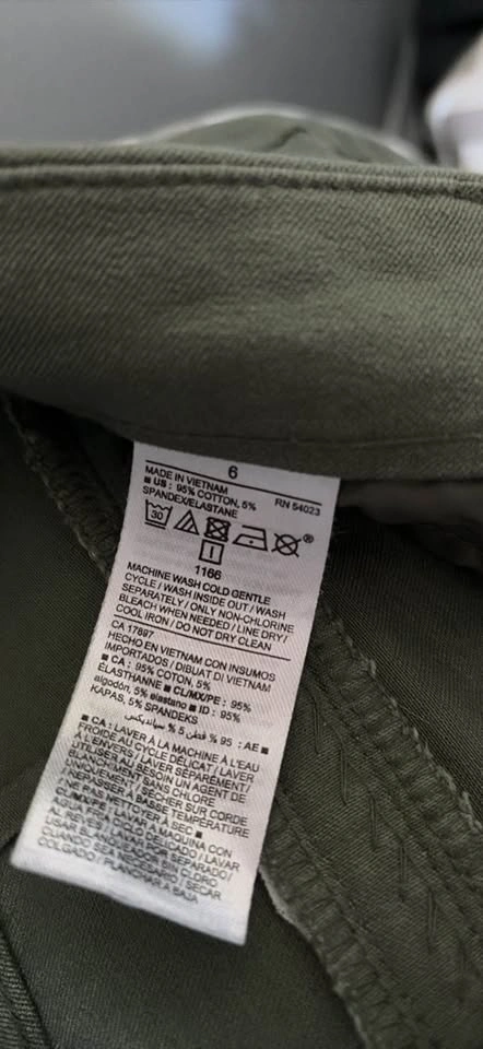 6- Old Navy Pants - photo 3