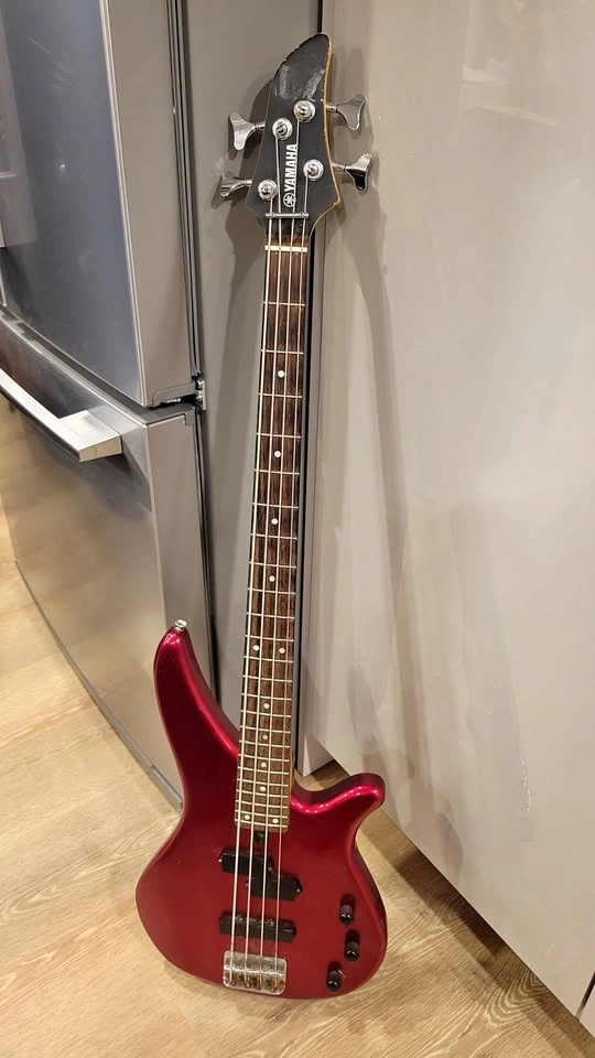 $270 Yamaha RBX270J 4-String Bass – Black