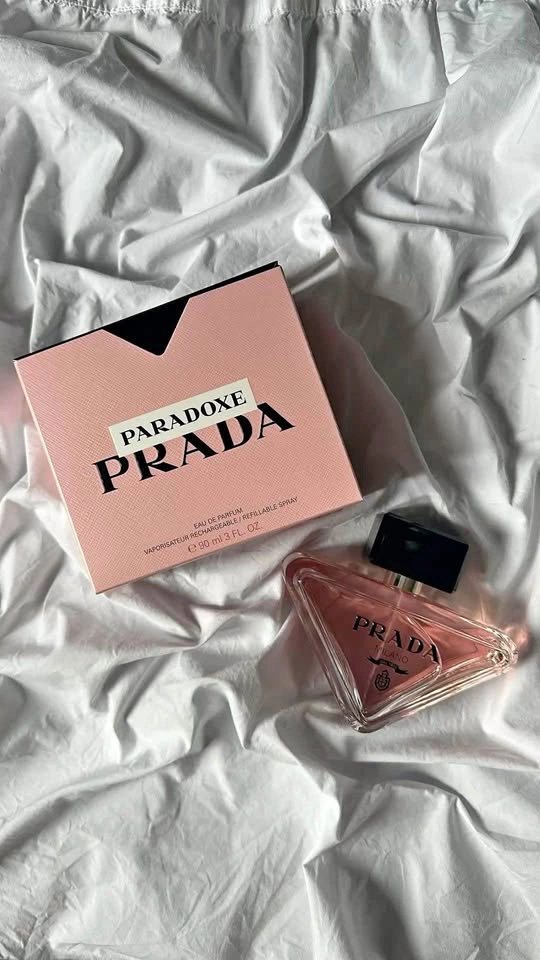 Prada Paradoxe