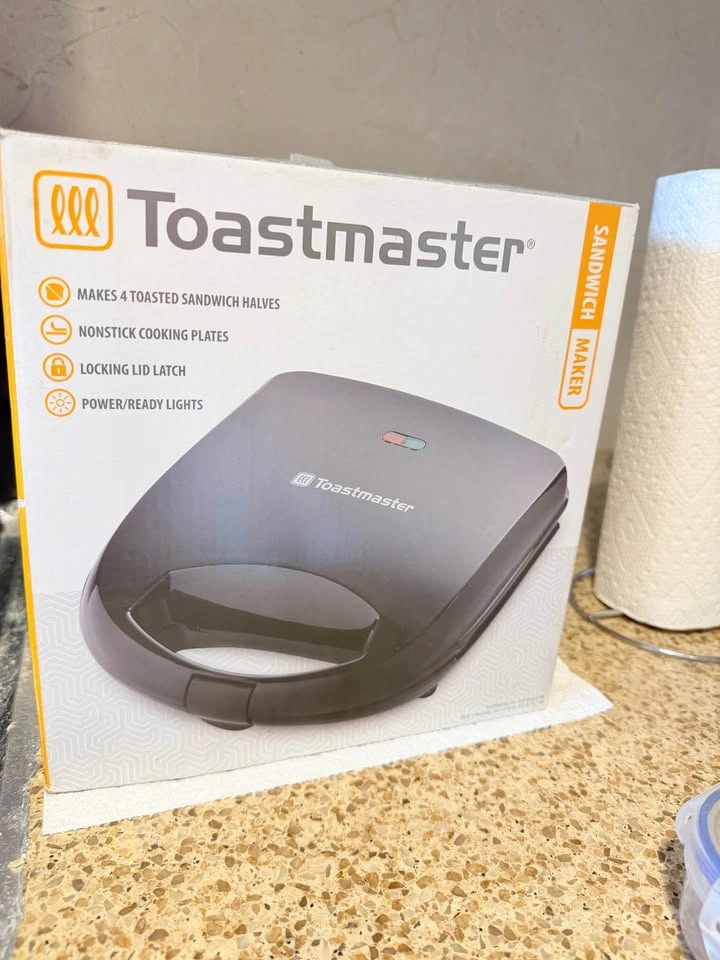 Toastmaster Sandwich Maker - photo 2