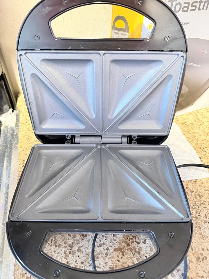 Toastmaster Sandwich Maker - photo 4
