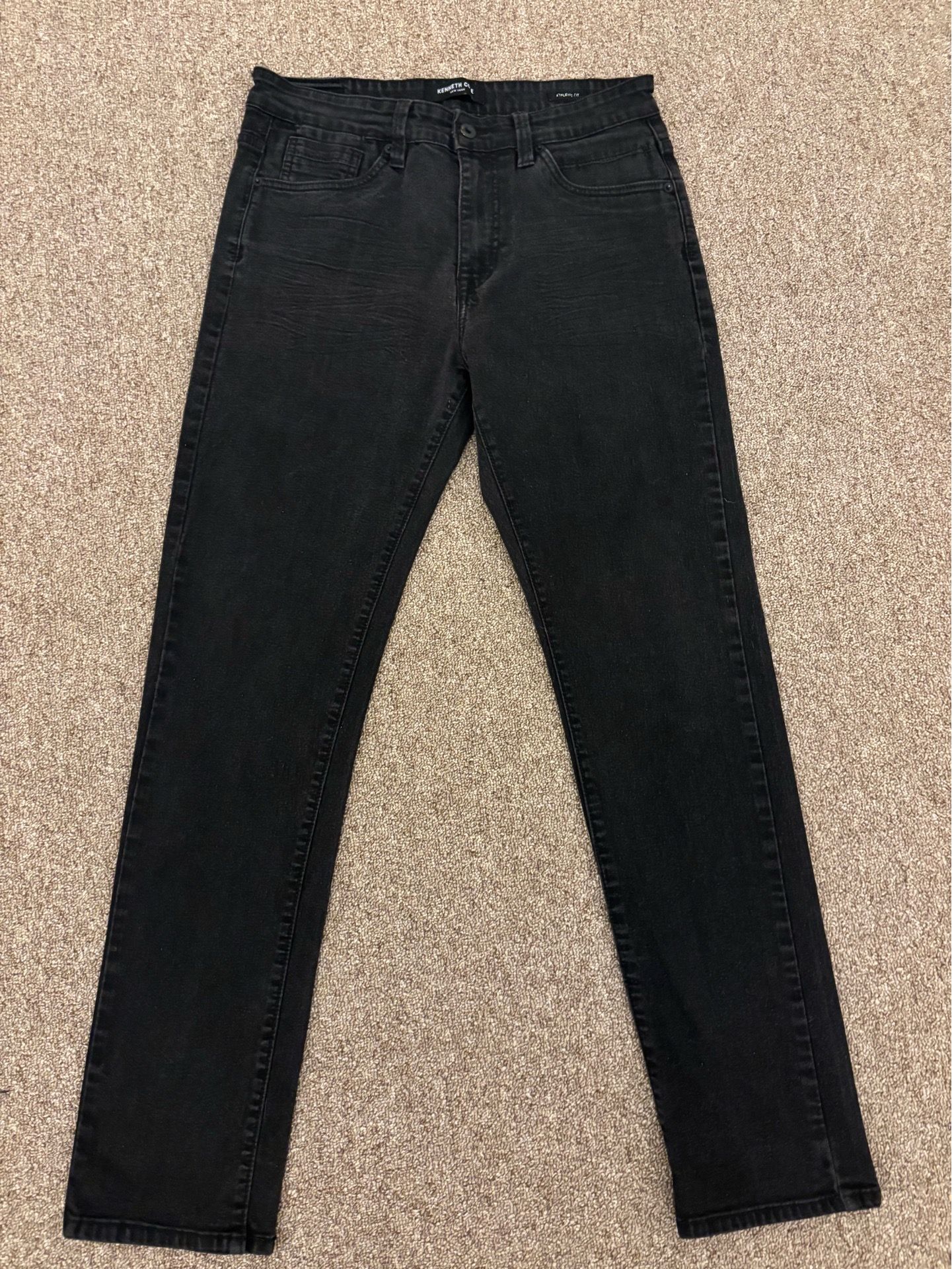 Kenneth Cole black 32/32 jeans
