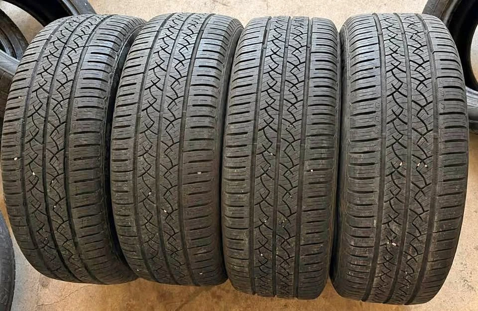 Set of 4 Continental All-Season Tires - 225/60R17 - 80% Tread