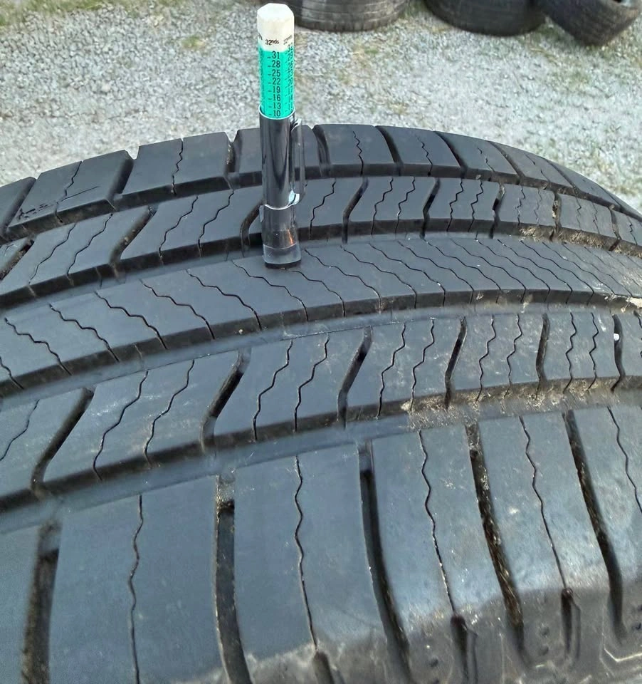 Michelin All-Season Tires — 205/55R16 — 95% Tread, Dot 2023 - photo 3