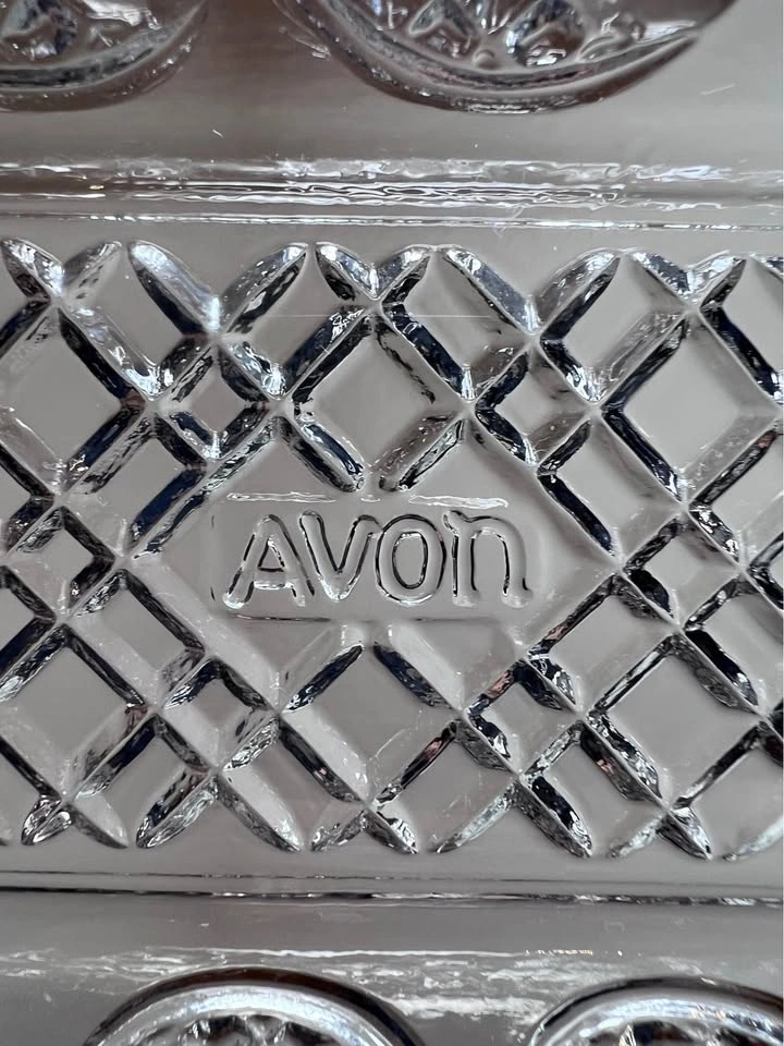 Vintage 1970s Avon Clear Pressed Glass Covered Butter Dish - photo 4