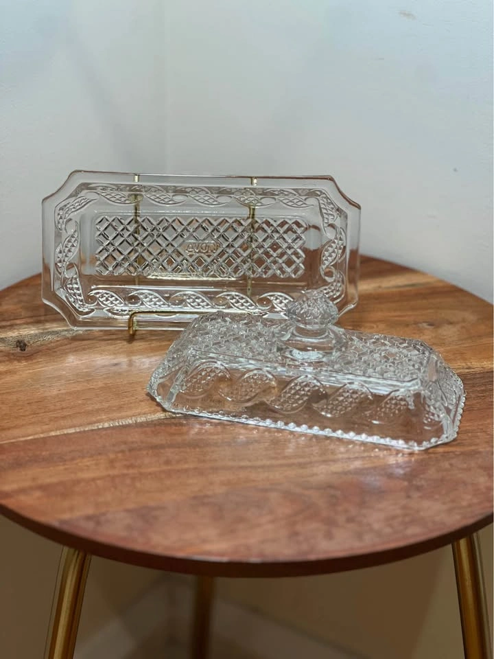 Vintage 1970s Avon Clear Pressed Glass Covered Butter Dish - photo 5