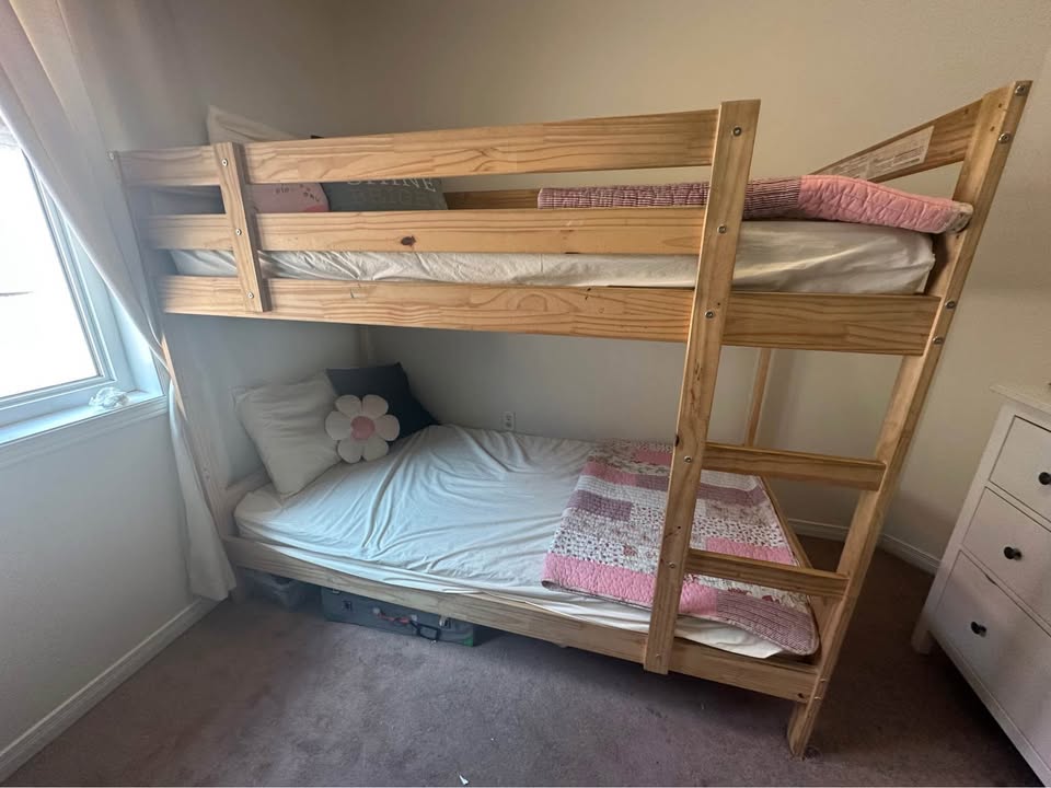 IKEA bunk bed - photo 4