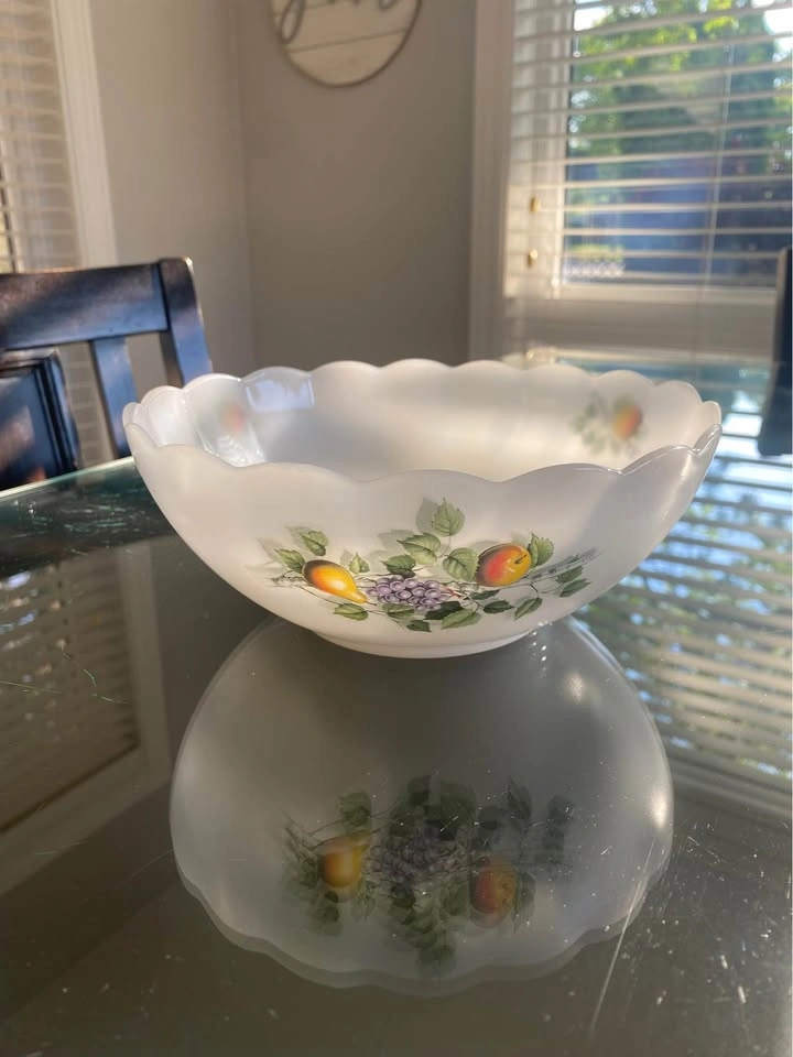 Vintage Arcopal France Fruits de France Milk Glass Bowl - photo 3