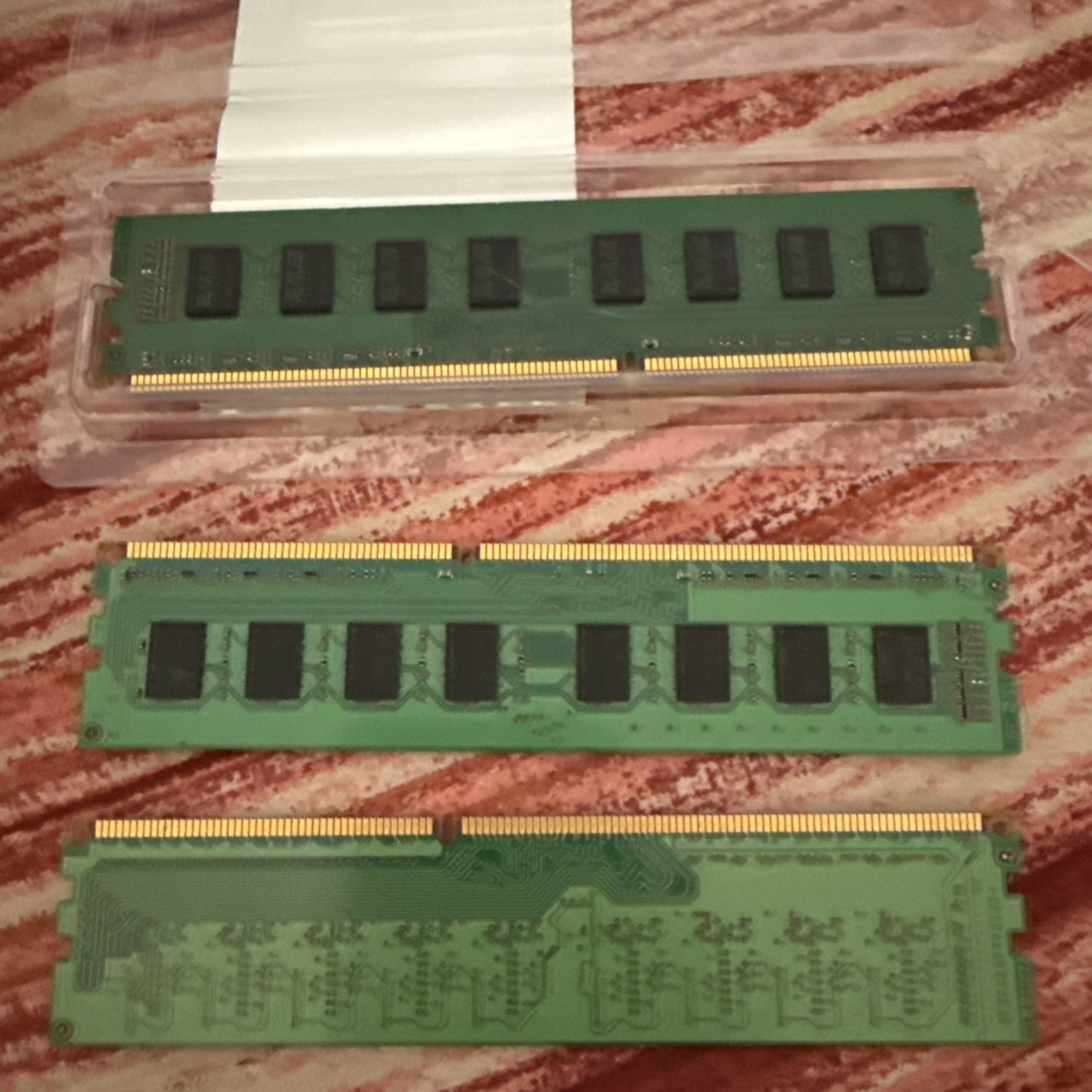 Samsung 2 GB DIMM 1333 MHz Ram - photo 2