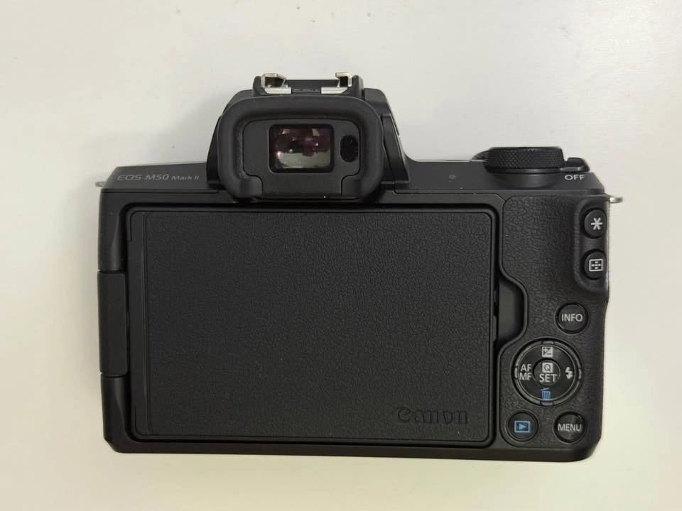 Canon EOS M50 Mark II Mirrorless Camera + Kit Lens & Accessories - photo 2
