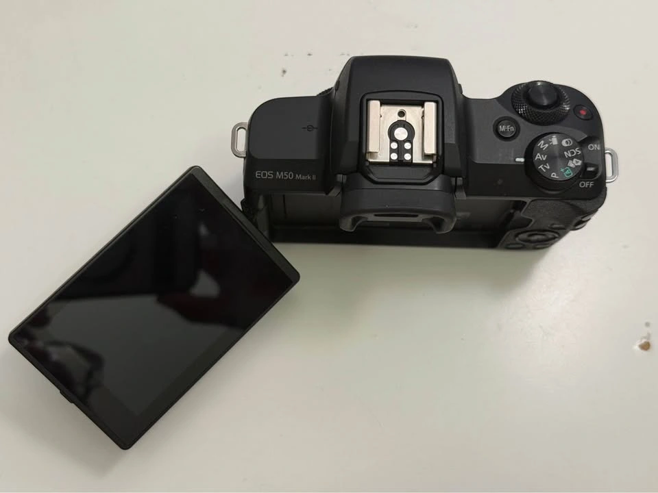 Canon EOS M50 Mark II Mirrorless Camera + Kit Lens & Accessories - photo 4