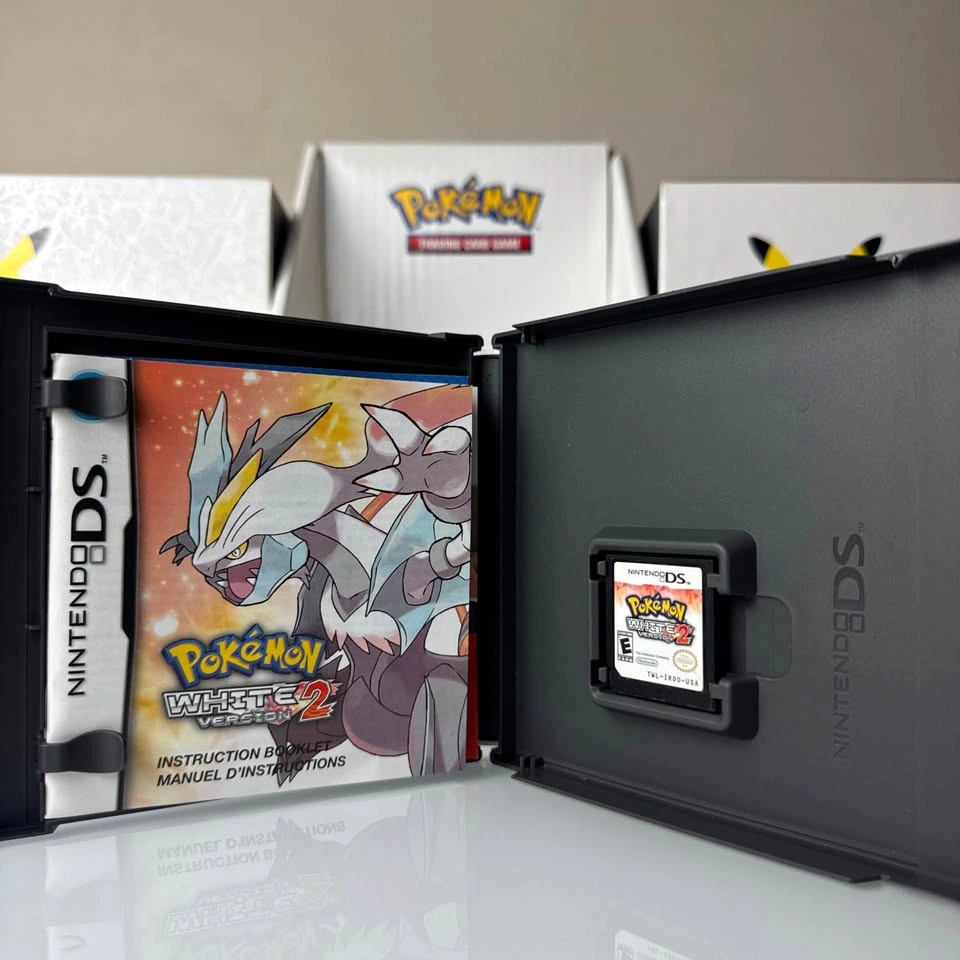 Pokemon White 2 CIB - photo 3