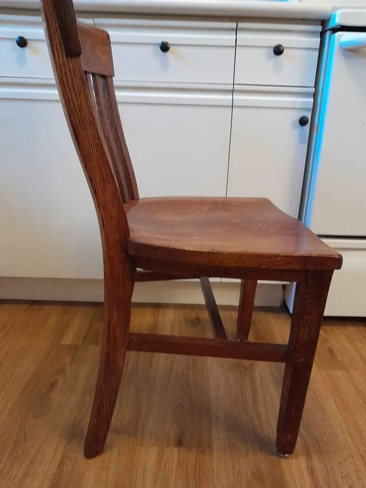 1920-1930's Antique Office Chair image indicator(3)