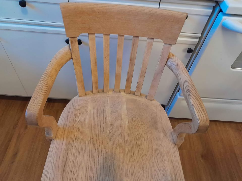 Antique Solid Oak Bankers Chair - photo 2