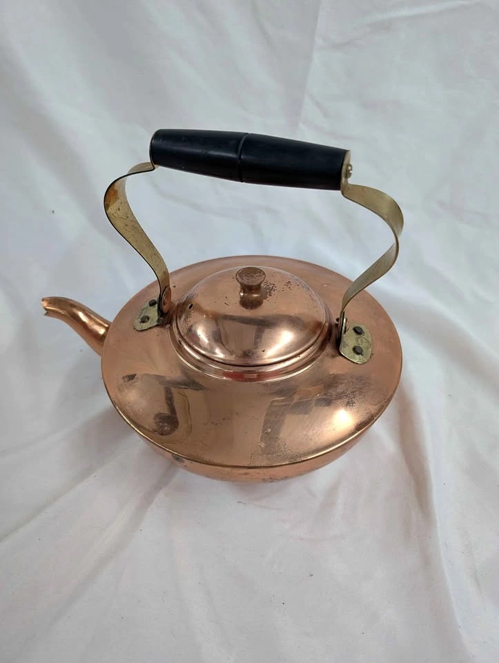 Vintage LAMINACO Copper Tea Kettle with Handle