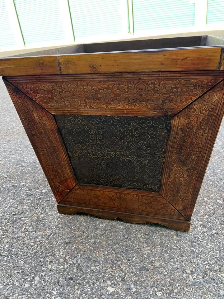 Large Wooden Chest/Storage Box - photo 2