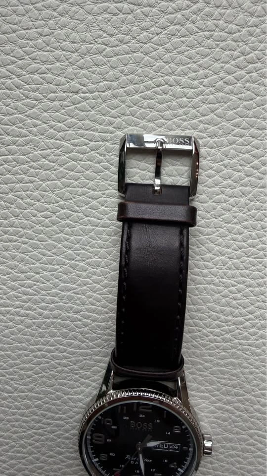 BOSS Hugo Boss "Pilot Edition" Watch – Black Dial & Original Lea - photo 2