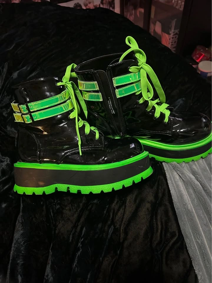 Demonia slacker 52 platform boots - photo 2