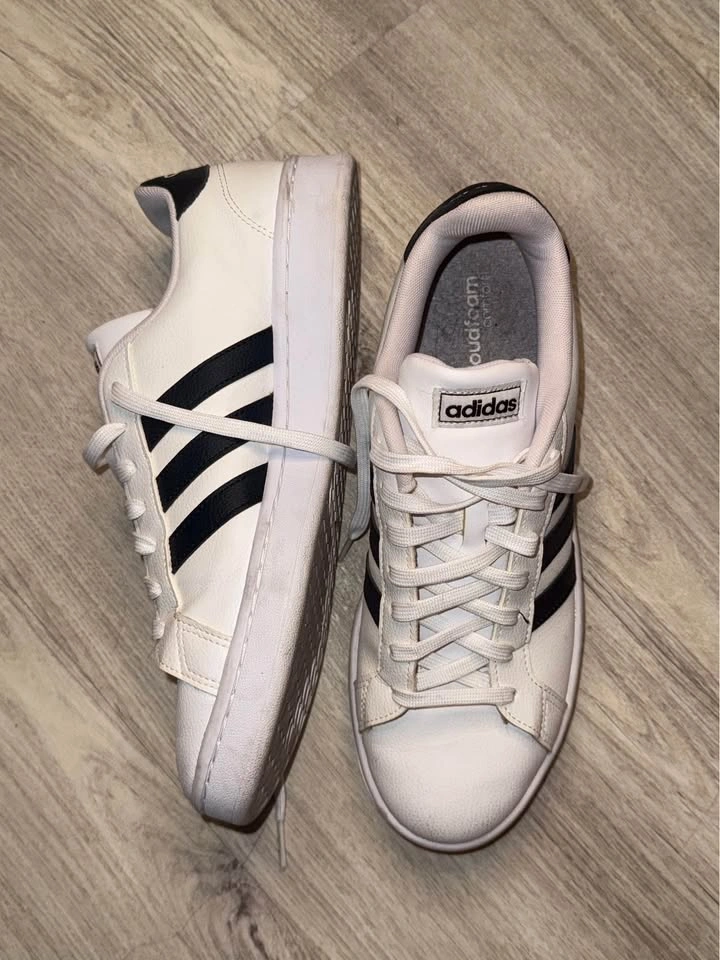 Adidas Grand Court Women’s Sneakers - Size 11 - photo 3