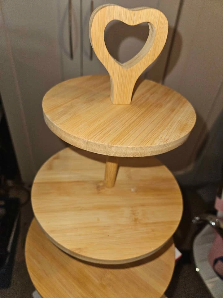 3-Tier Wooden Cupcake/Dessert Tower EUC - photo 2