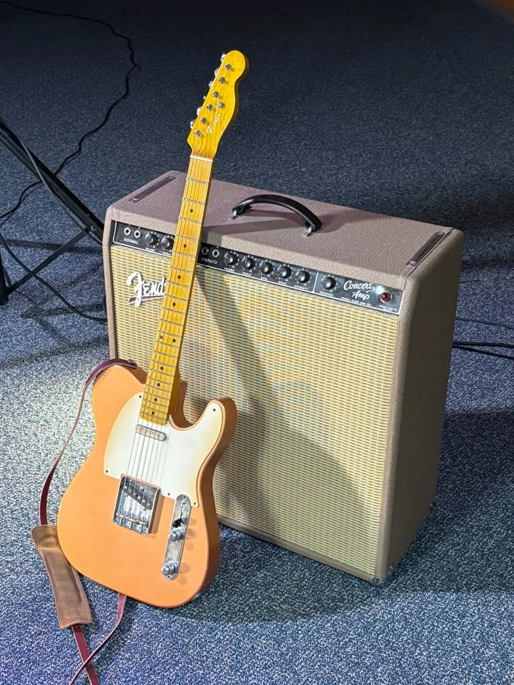 1963 Fender Concert Amp 6G12-A Brown Panel 4x10 - photo 3