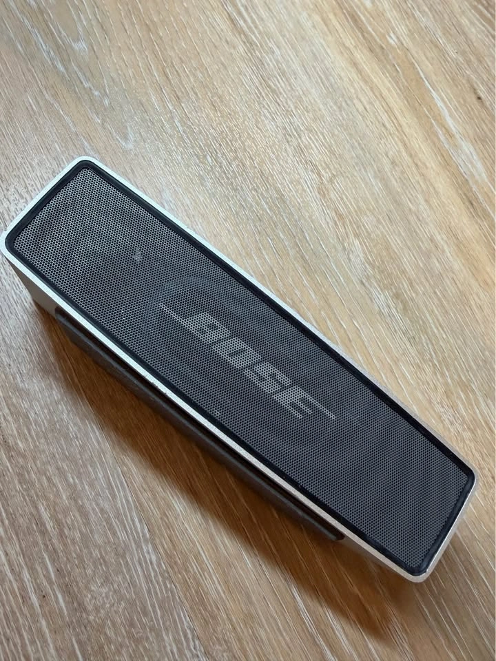 Bose SoundLink Mini Bluetooth Speaker - photo 2