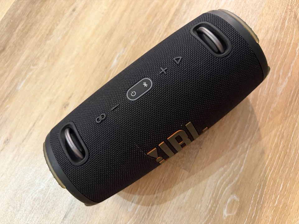 JBL Xtreme 3 Portable Bluetooth Speaker - photo 4