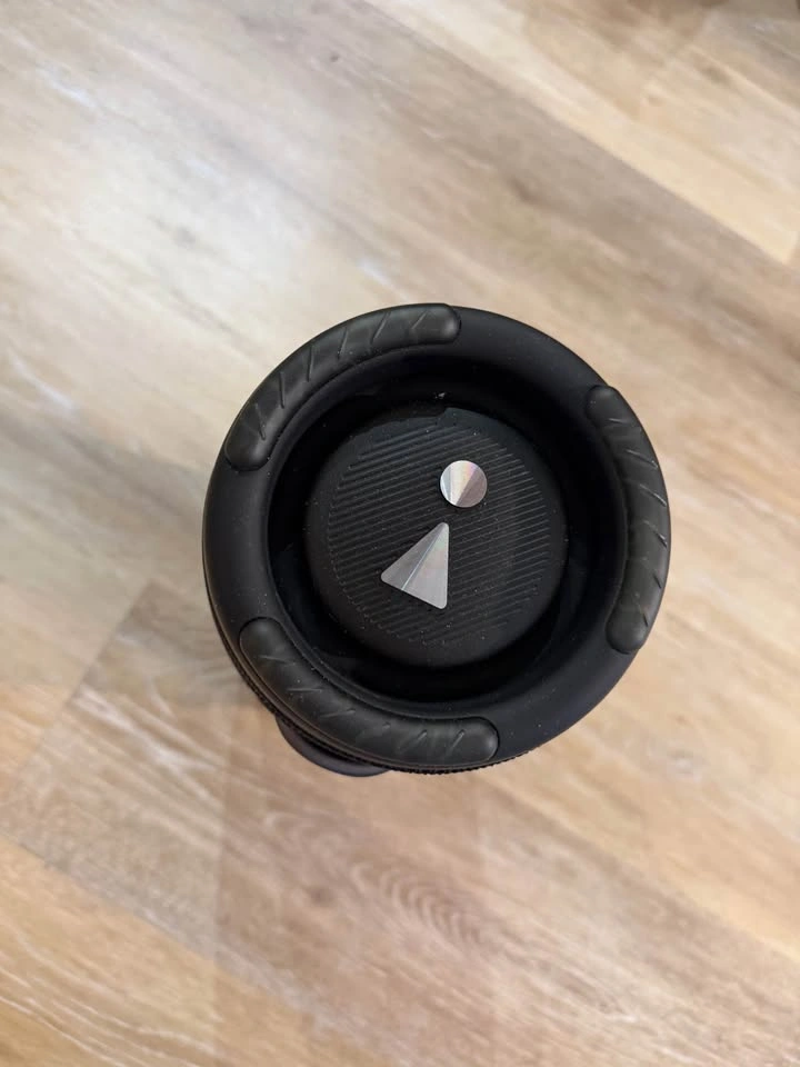 JBL Xtreme 3 Portable Bluetooth Speaker - photo 5