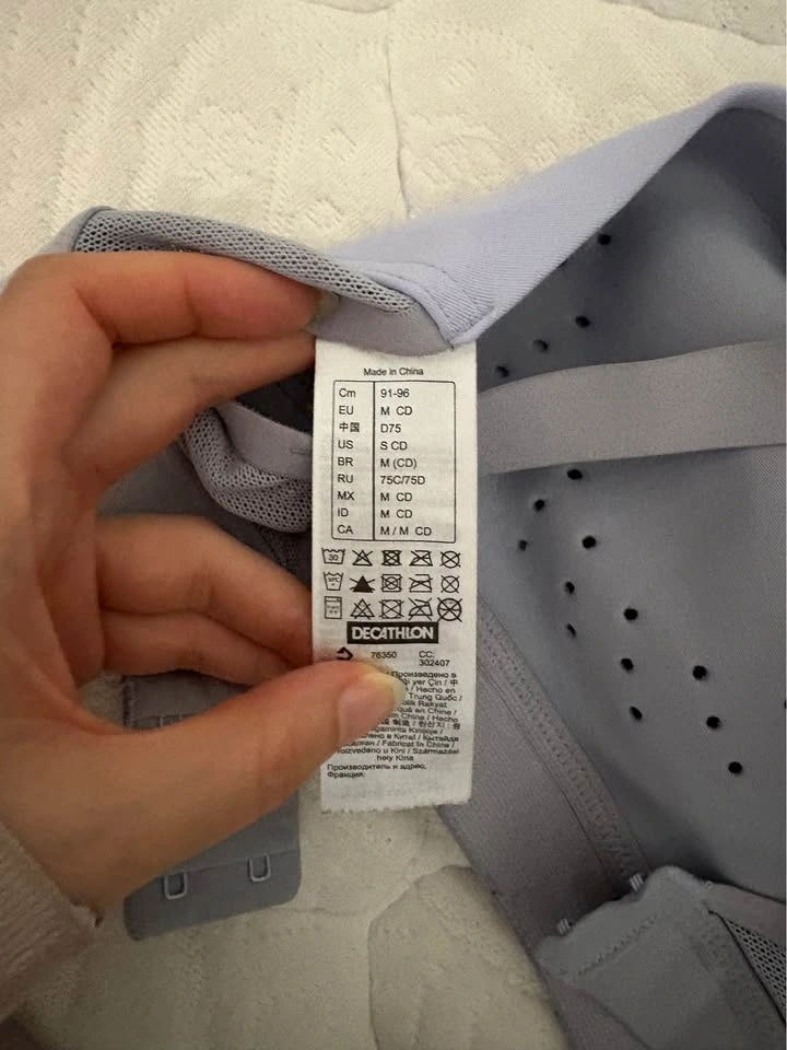 High Support Sports Bras – Under Armour S & Decathlon M (Bundle) - photo 3