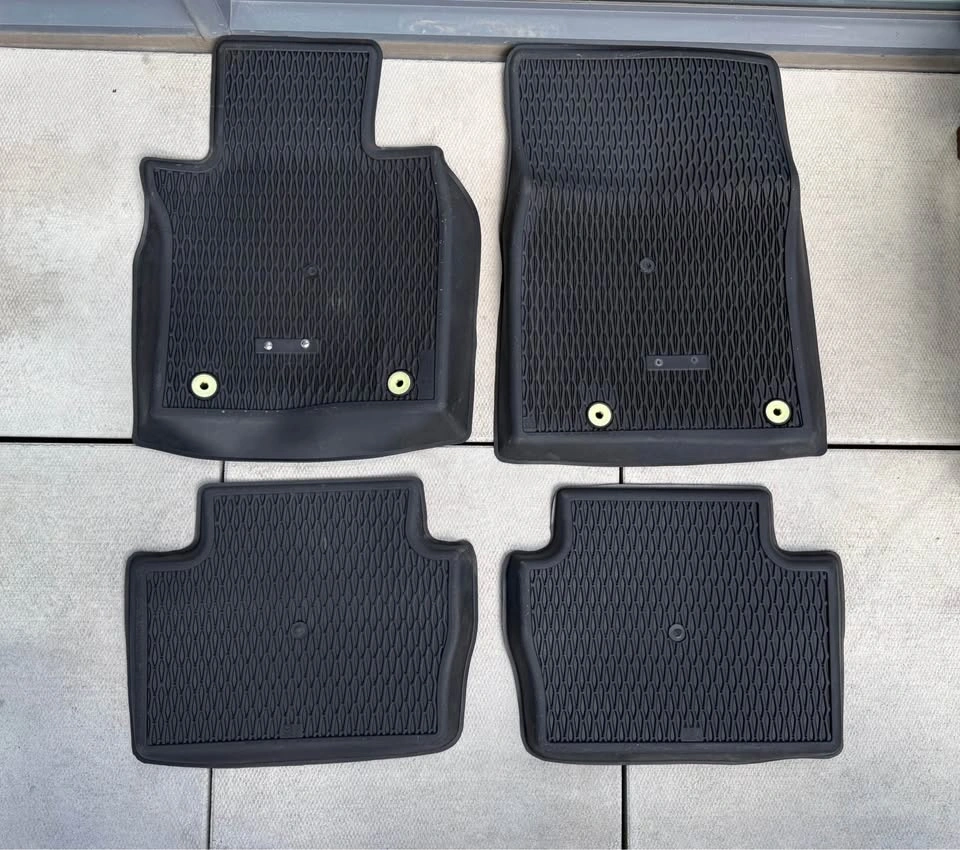 Official OEM Mazda CX-30 High-Wall Rubber Mats (Set of 4) - photo 3