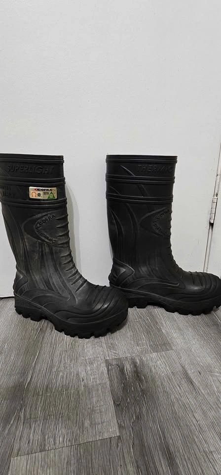 COFRA OUTSOLE style 98 size 10 OBO - photo 2