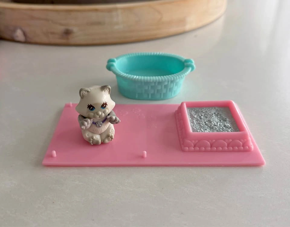 Vintage 1992 Littlest Pet Shop LPS Kenner Cutesy Kittens Set