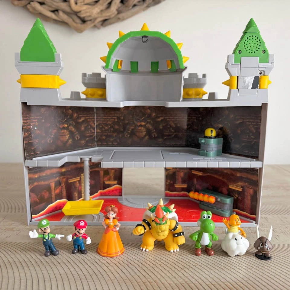 Nintendo JAKKS Pacific Bowser Castle Deluxe Playset - photo 2