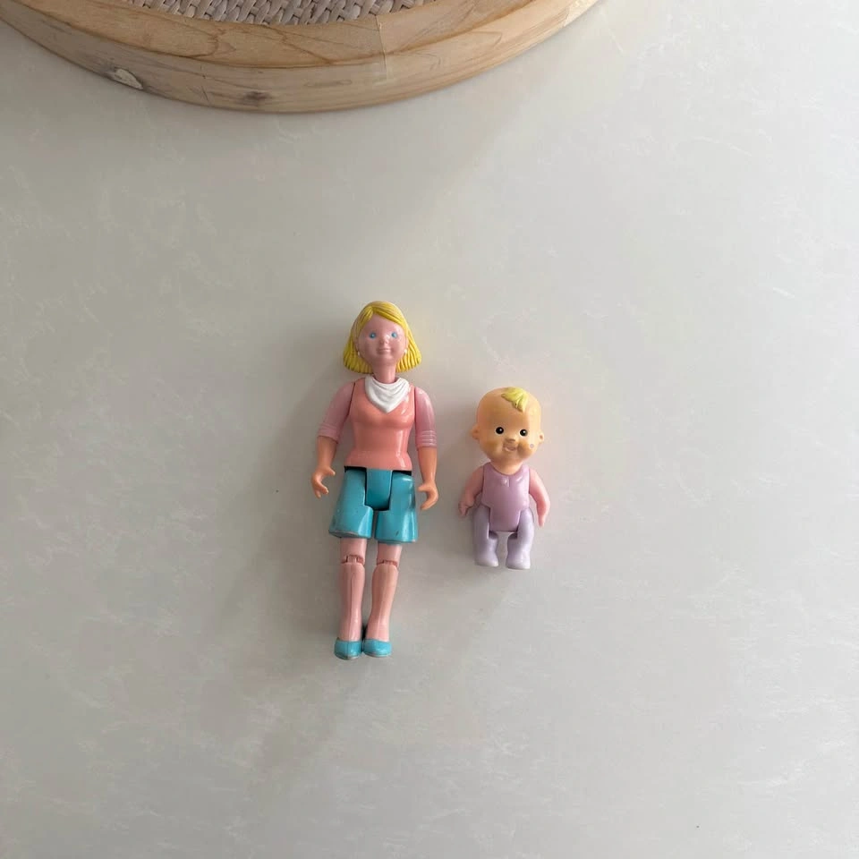 1993 Fisher-Price Loving Family Dollhouse Mother & Baby Figurine - photo 2