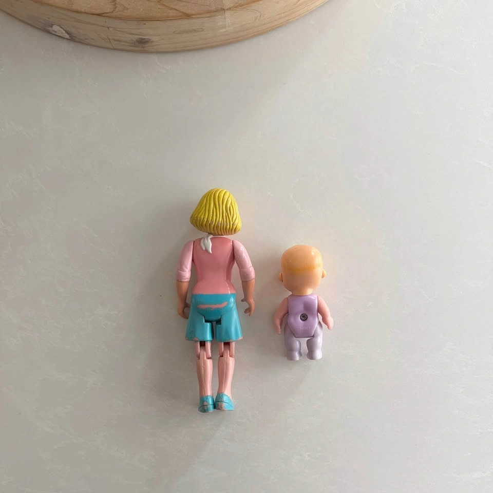 1993 Fisher-Price Loving Family Dollhouse Mother & Baby Figurine - photo 3