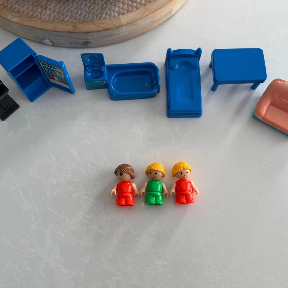 Vintage Playskool Li'l Playmates Figurines + Furniture Collectio - photo 2